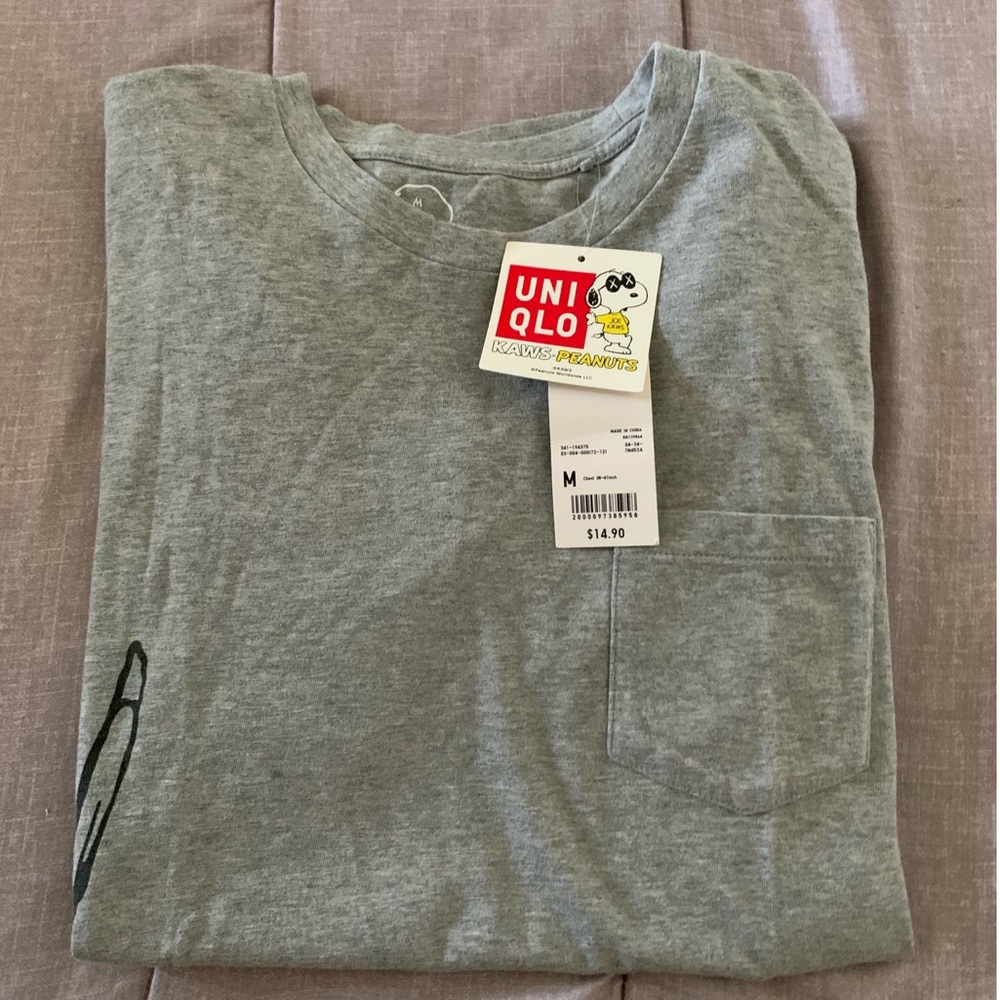 Uniqlo Tshirt